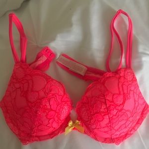 VS Very Sexy Push-up Bra Hot Pink 32B